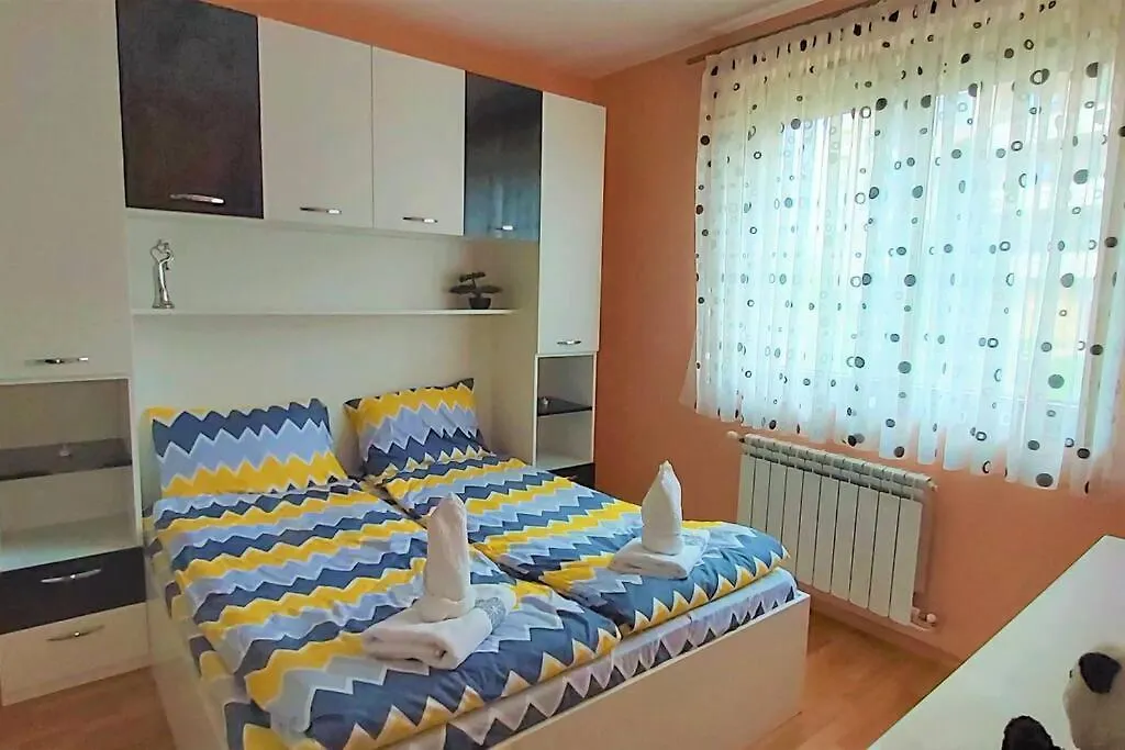 Mia'S Apartment, Stylish One Bedroom Suite Sofia Apartment